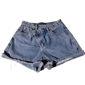 The Kript Women Blue Denim Shorts Sz Small (23.5" x 3" Actual) Slanted Closure